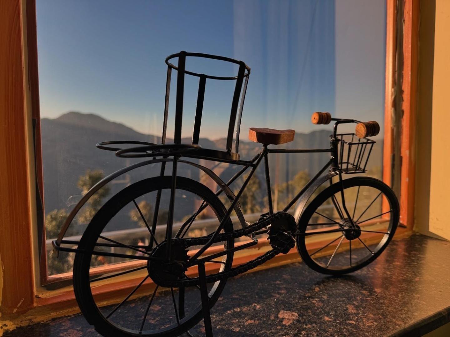 The Vintage Hill Village - Himalayan Boutique Resort Канатал Екстериор снимка
