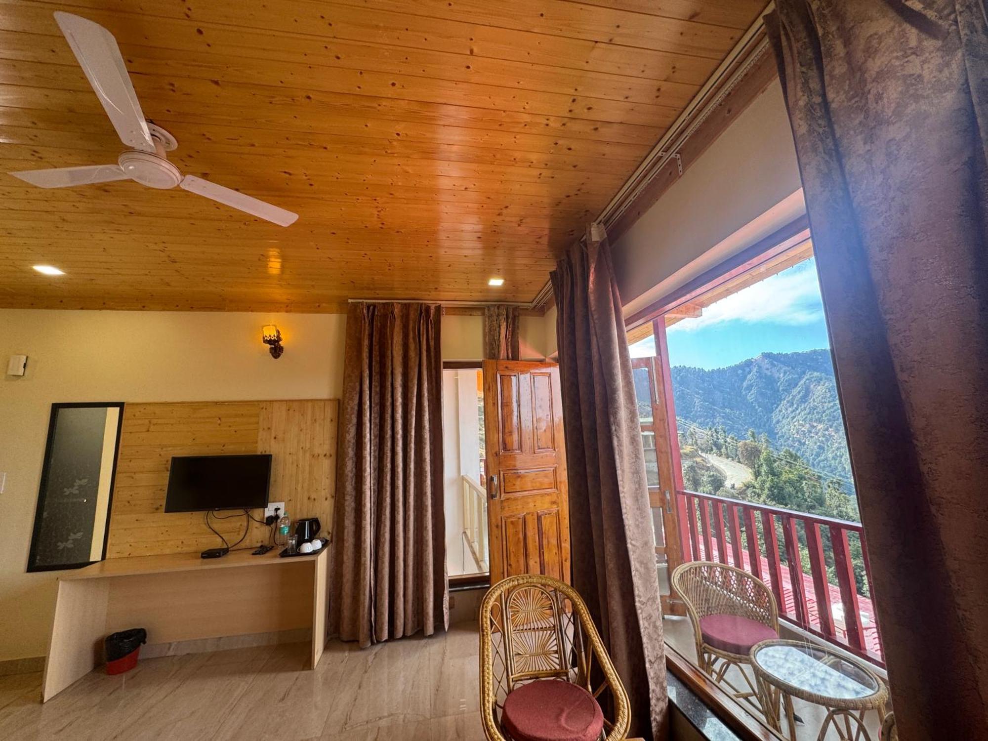 The Vintage Hill Village - Himalayan Boutique Resort Канатал Екстериор снимка